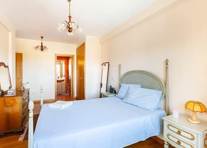 Vintage Valongo (Porto)